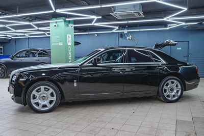 Абразивная полировка кузова Rolls-Royce Ghost