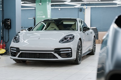 Химчистка салона Porsche Panamera GTS