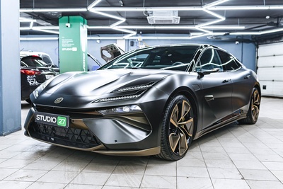 Атермальное тонирование передних стёкол Lotus Emeya