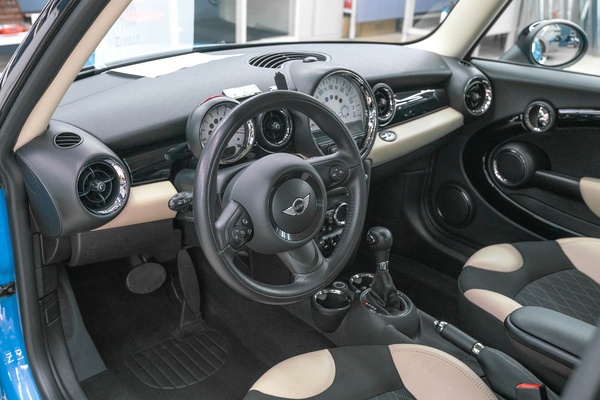 Химчистка салона Mini Cooper