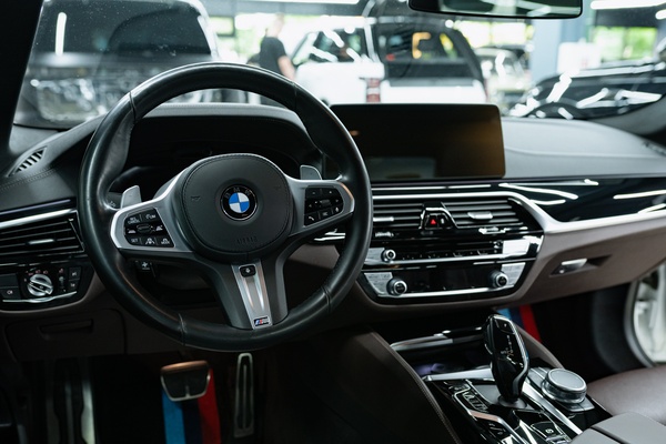 Химчистка салонa BMW 5 G30