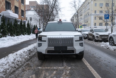 Полная оклейка кузова Zeekr 9X полиуретаном