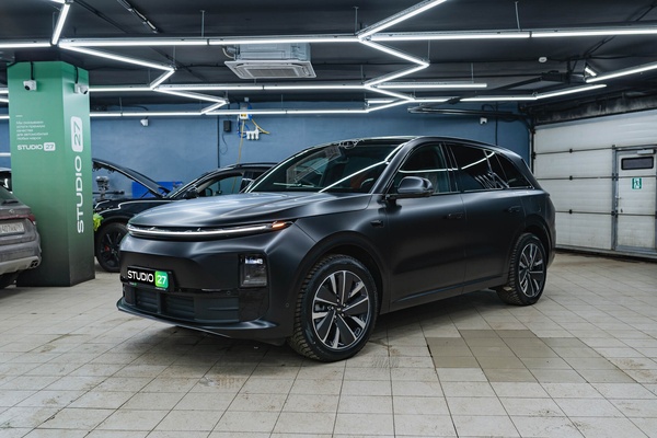 Оклейка Lixiang L6 матовой полиуретановой пленкой