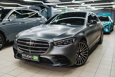 Оклейка матовой пленкой кузова Mercedes-Benz S W223