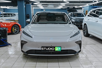 Бронирование лобового стекла Rising F7