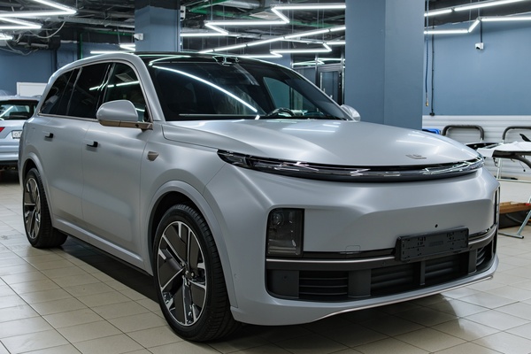 Полная оклейка Lixiang L9 2025 матовым полиуретаном