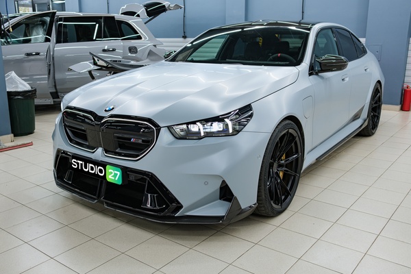 Шумоизоляция дверей BMW M5 G90