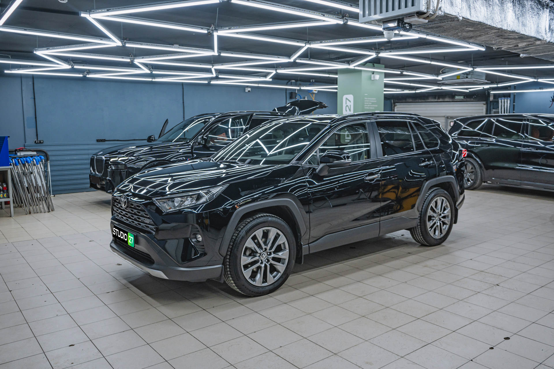 Абразивная полировка кузова Toyota RAV4 (XA60)