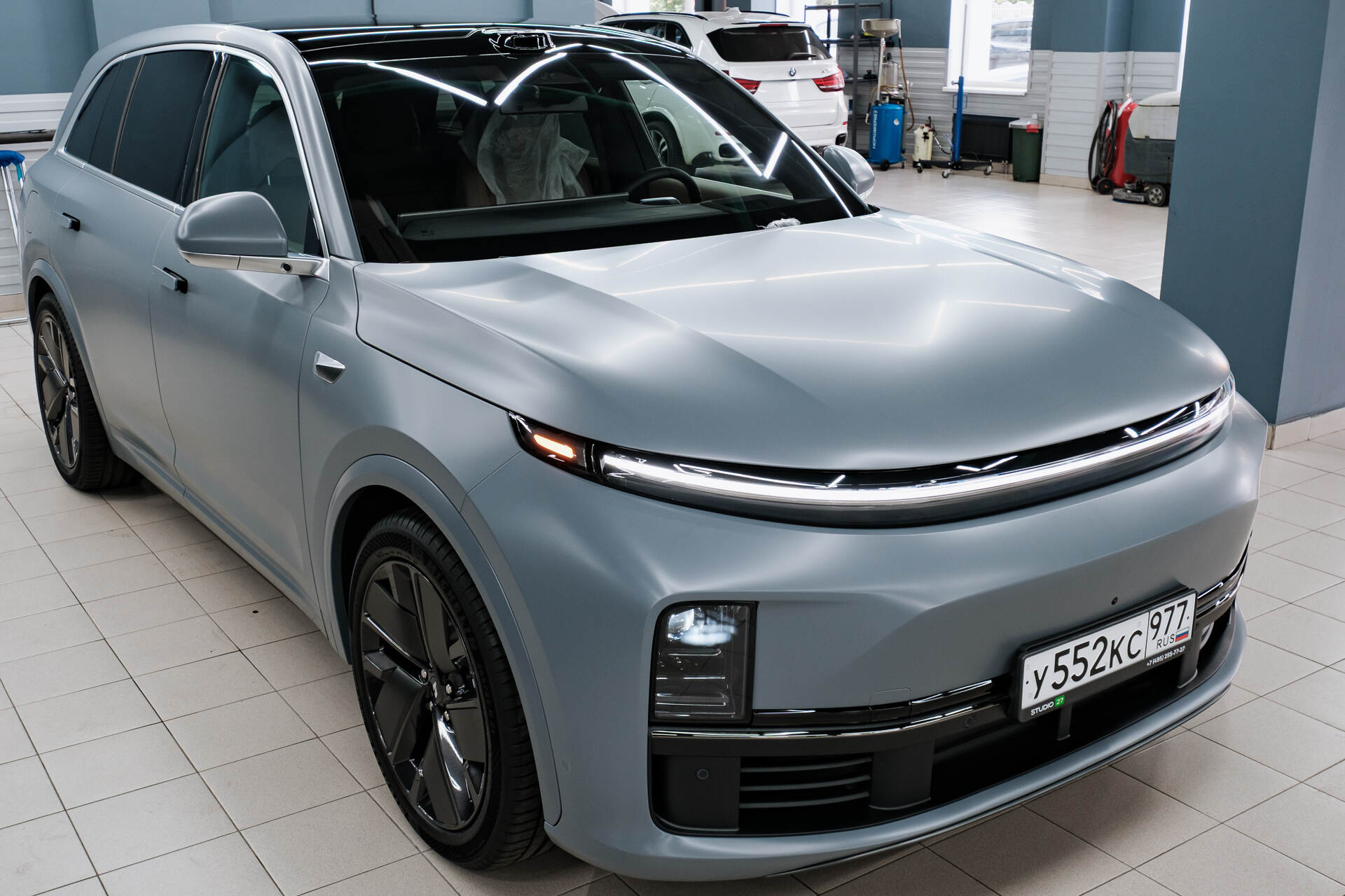 Оклейка Lixiang L7 Blue Grey в матовый полиуретан