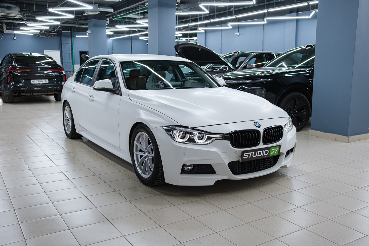 Полная оклейка матовой плёнкой BMW 3 F30